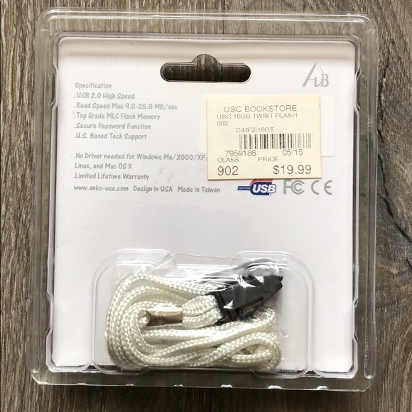 USB Flash Drive - Picture 3 of 6